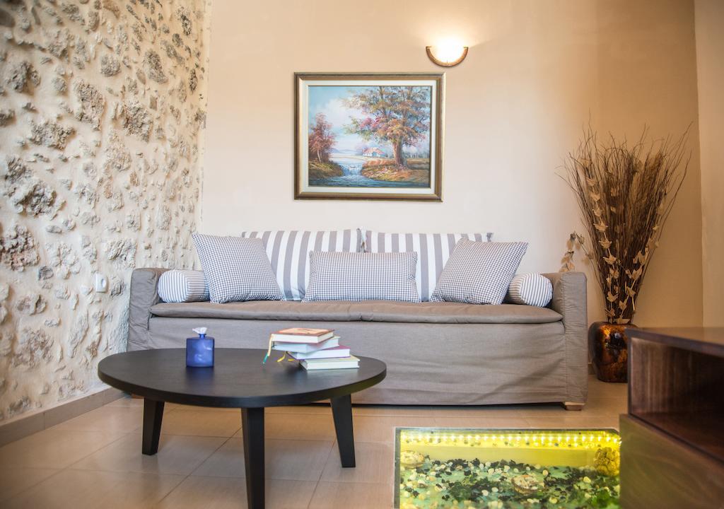 Porto Enetiko Suites ريثيمنو الغرفة الصورة